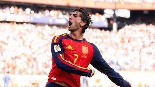 이강인 떠나보냈는데 디오만데 영입도 불발...PSG, ‘월드컵 결승골 주인공’으로 선회 “페란 영입 총력”