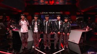 [LCK] 페이즈가 길 열고 오너가 끝냈다... T1, DK 2-0 완파·페이즈 200승까지 챙겼다