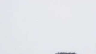 ‘마약 자숙’ 유아인, 복귀설 돌더니…남사친과 볼뽀뽀 근황 [왓IS]