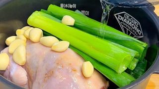 말복인데 가스불 1분도 필요 없습니다…'이 방법' 쓰면 완벽해지는 ‘보양식'