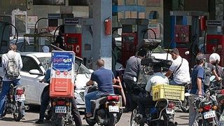 "테헤란 주유소 앞 1km 대기 줄…휘발유 '사재기' 패닉"