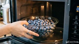 블루베리를 전자레인지에 넣어보세요…떡집 부럽지 않은 '찹쌀떡'이 됩니다